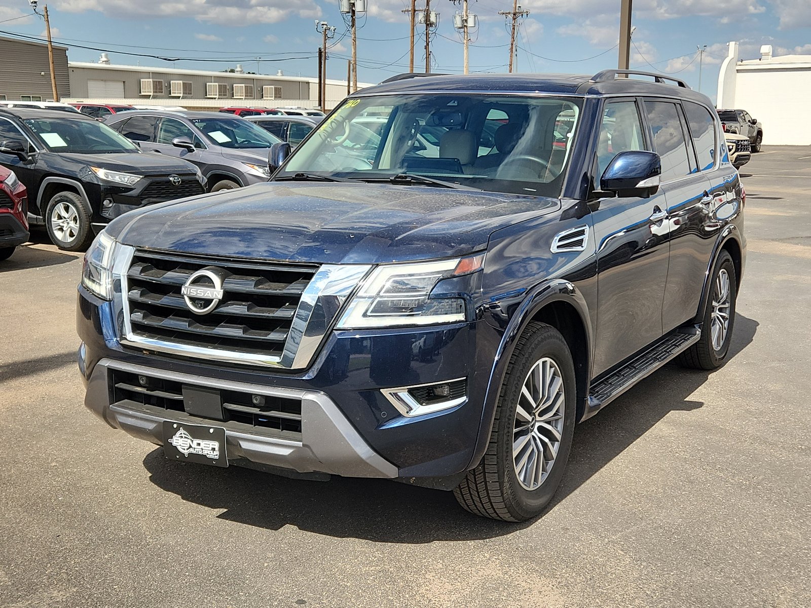 Used 2023 Nissan Armada SL w/ Captain's Chairs Package RWD image 1