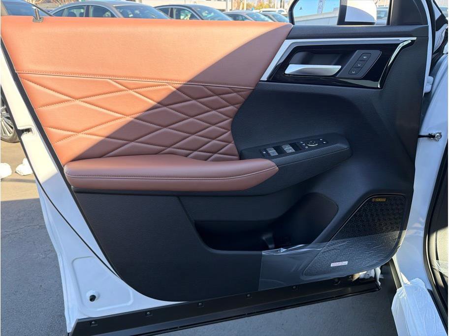 New 2026 Mitsubishi Outlander SEL Black Edition image 9