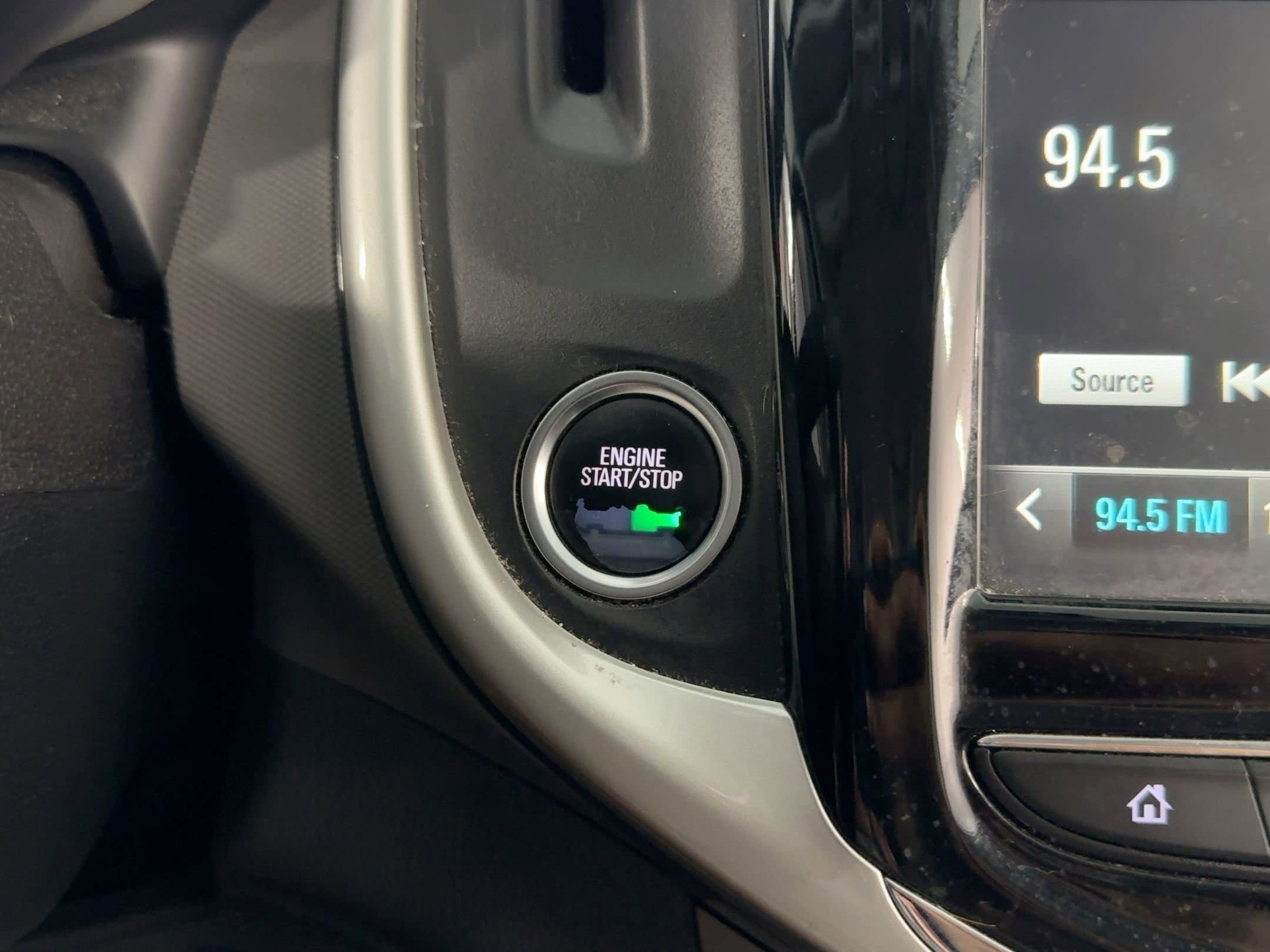 Used 2017 Chevrolet Sonic Premier image 25