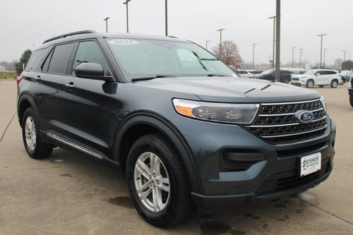 Used 2022 Ford Explorer XLT image 5