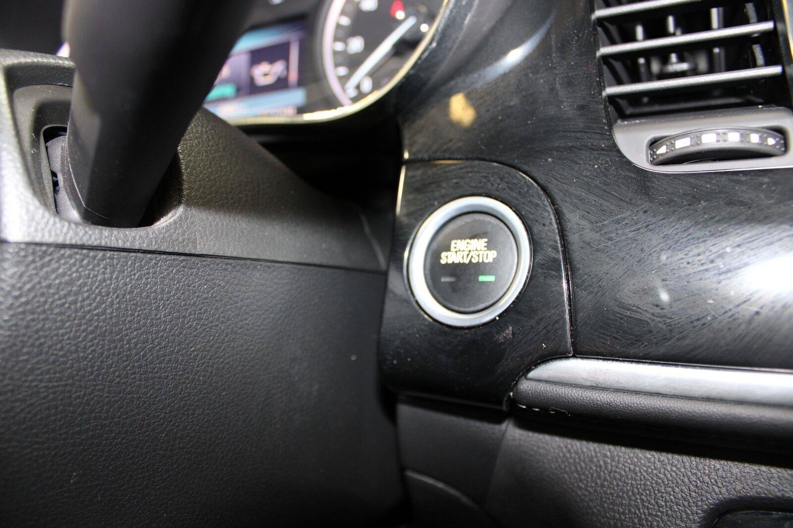 Used 2019 Buick Encore Essence w/ Safety Package II FWD image 25