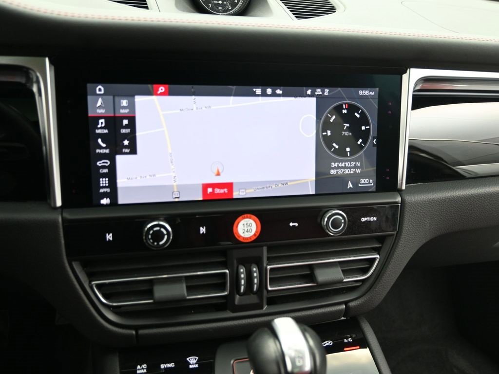 Used 2023 Porsche Macan S image 25