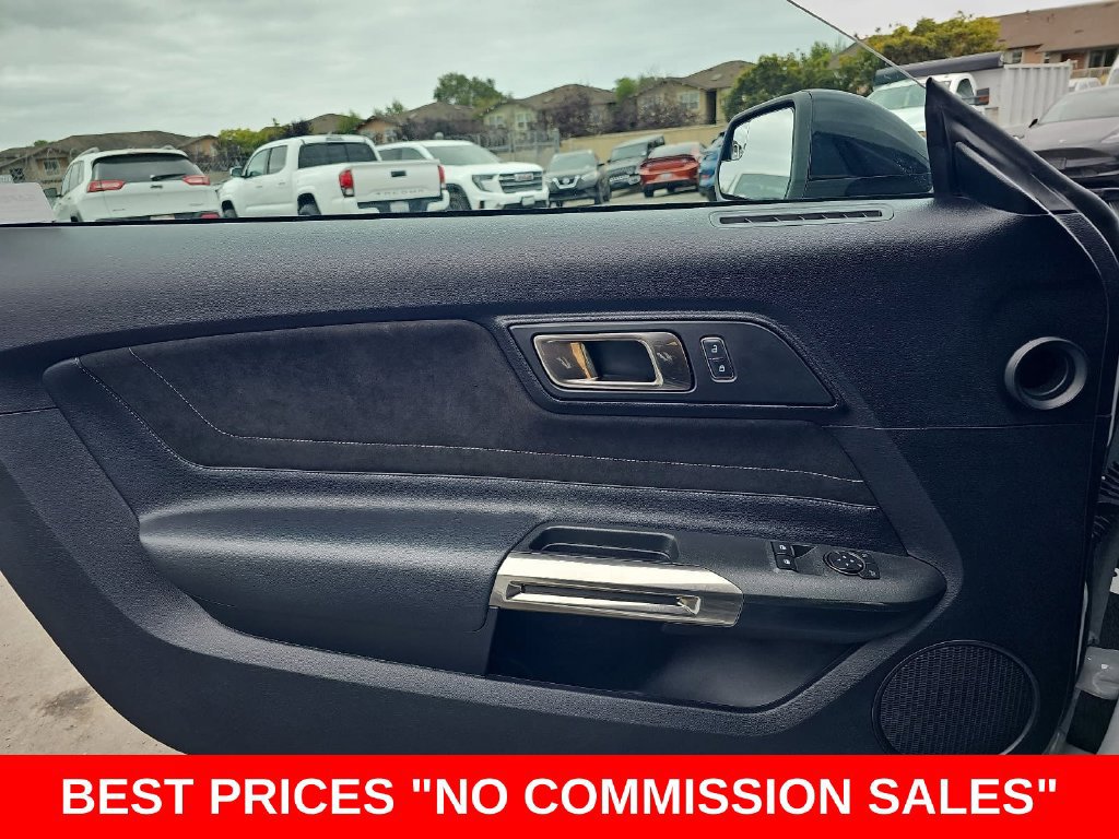 Used 2016 Ford Mustang Shelby GT350 RWD image 26