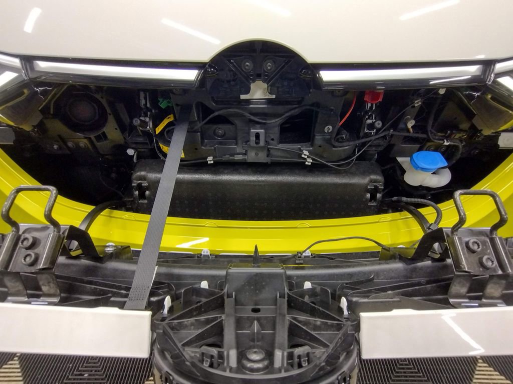 New 2025 Volkswagen ID. Buzz 1st Edition image 8