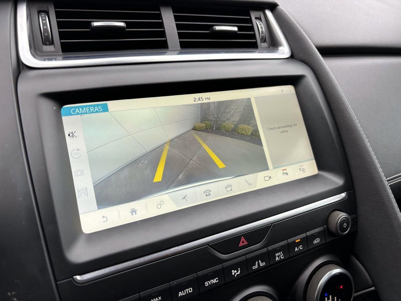 Used 2019 Jaguar E-PACE R-Dynamic HSE image 20