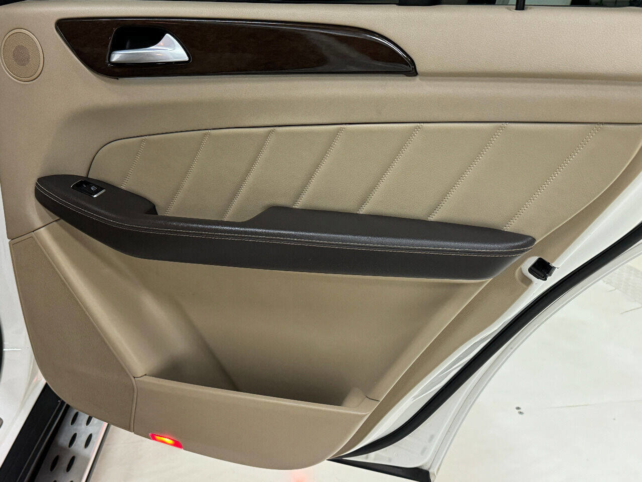 Used 2015 Mercedes-Benz GL 320 BlueTEC 4MATIC image 73