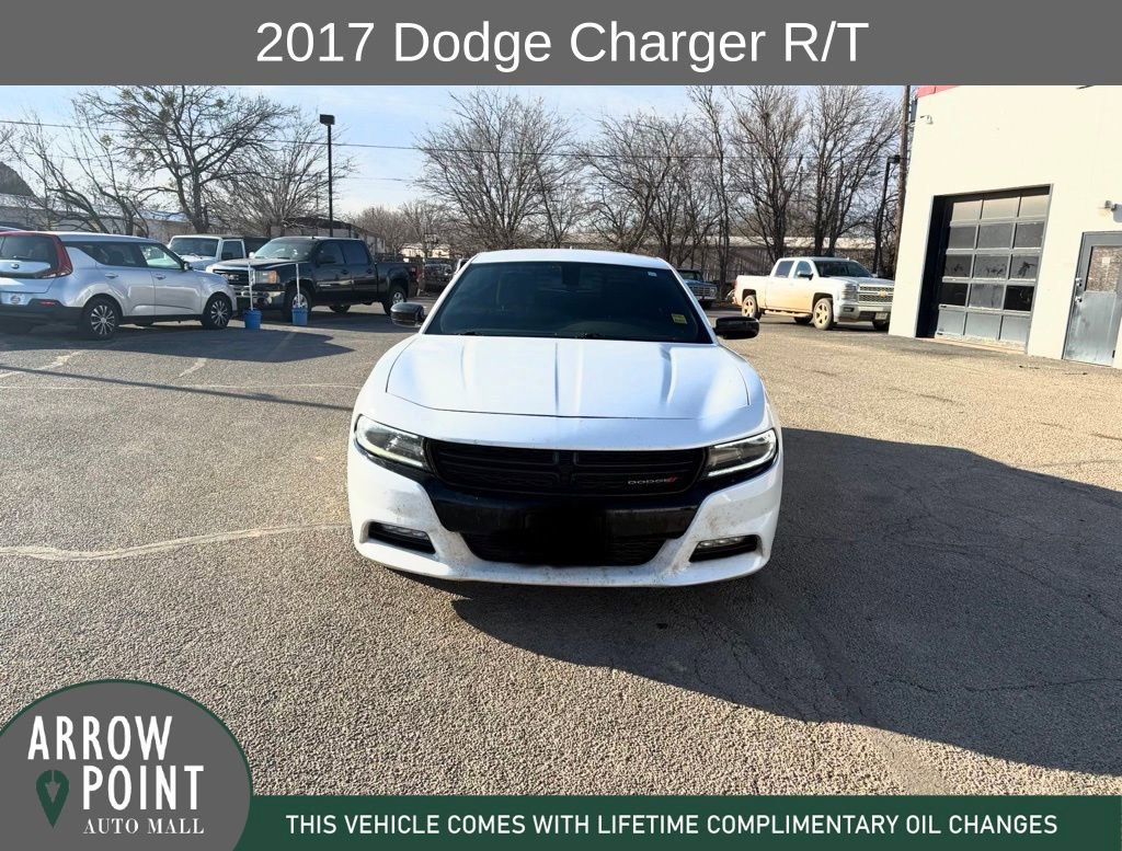 Used 2017 Dodge Charger R/T image 2