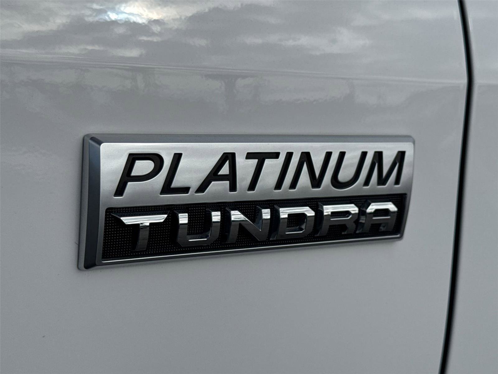 Used 2020 Toyota Tundra Platinum image 8