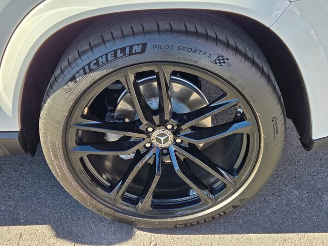 Used 2021 Mercedes-Benz GLS 580 4MATIC image 10