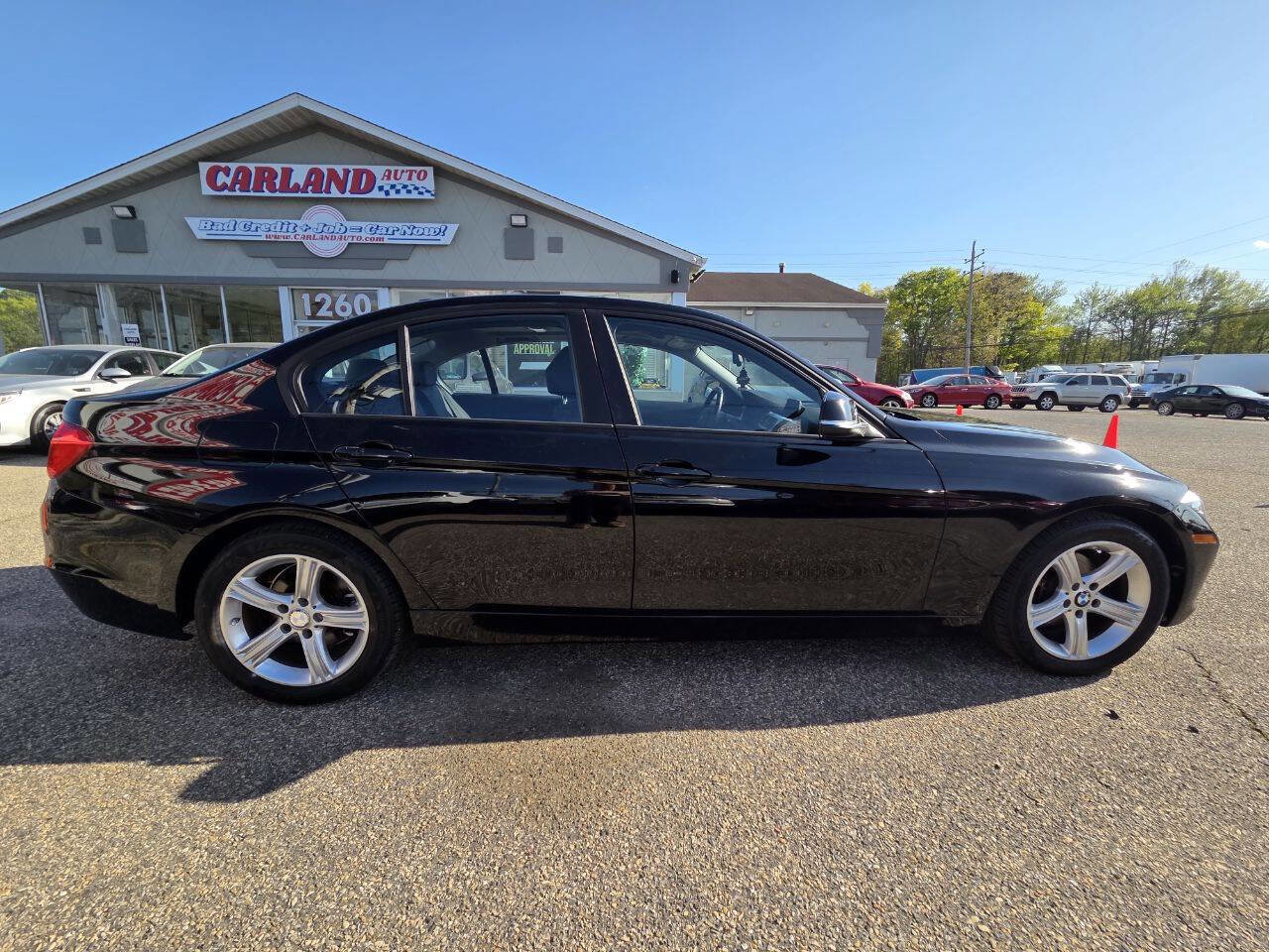 Used 2015 BMW 320i Sedan RWD image 10