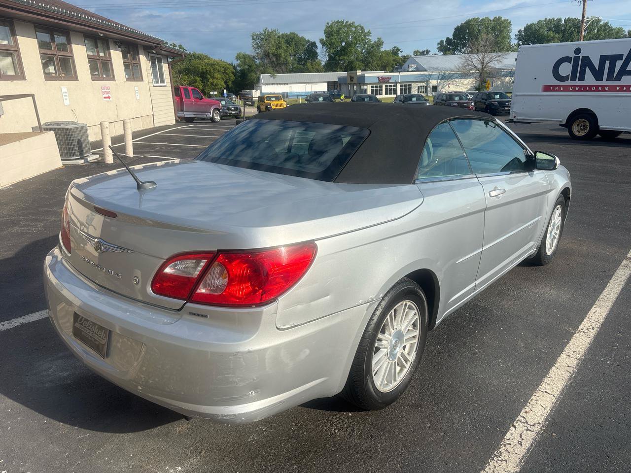 Used 2008 Chrysler Sebring Touring FWD image 3