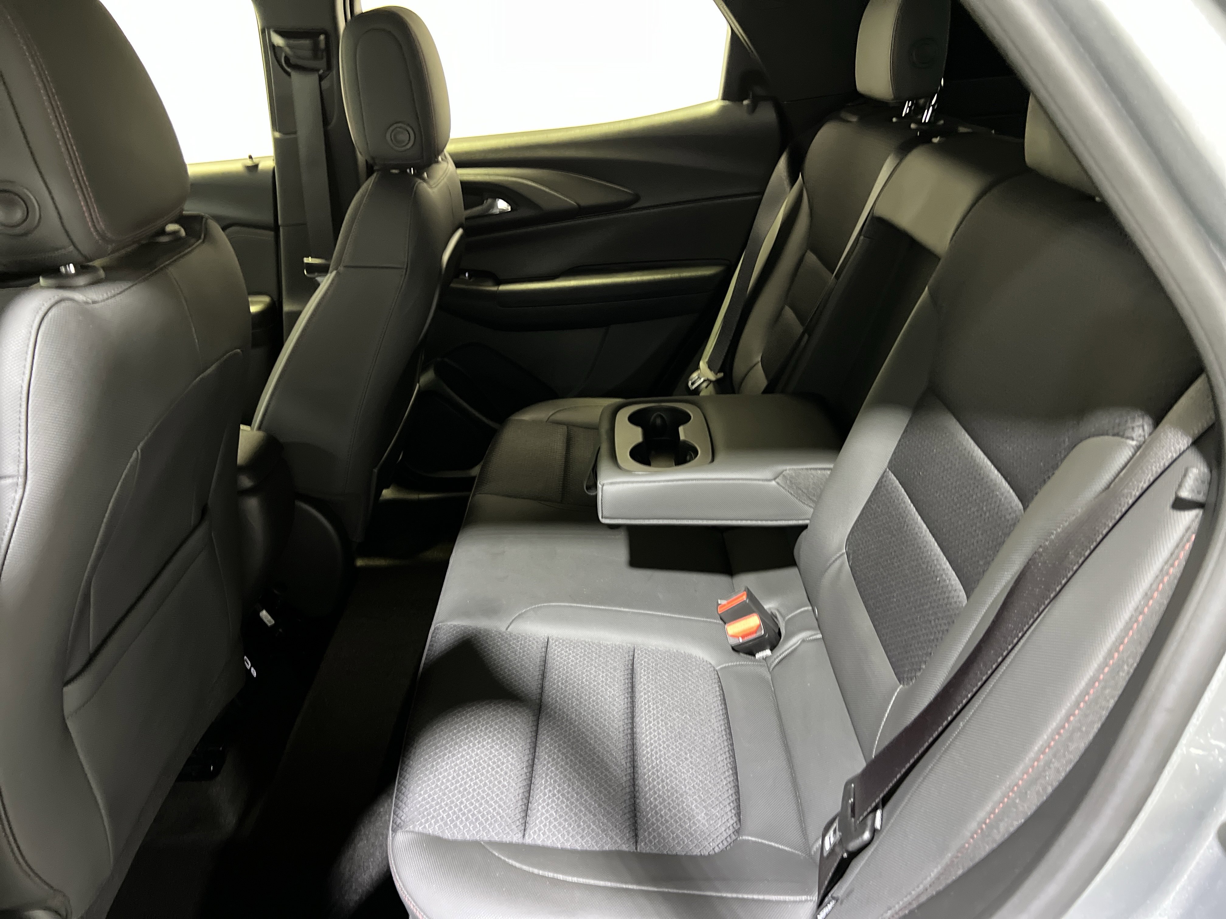 Certified 2023 Chevrolet TrailBlazer RS w/ Sun and Liftgate Package FWD image 17