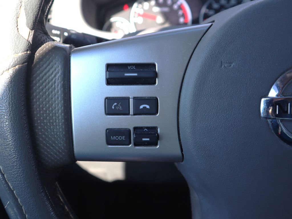 Used 2016 Nissan Frontier SL w/ Moonroof Package image 24