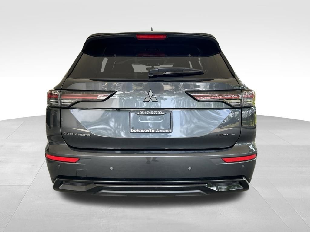 New 2026 Mitsubishi Outlander LE FWD image 28