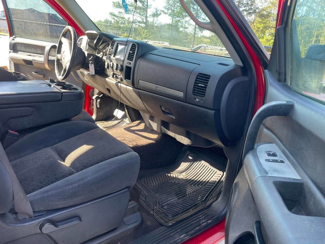 Used 2007 Chevrolet Silverado 2500 LT w/ Suspension Package, Off-Road image 21