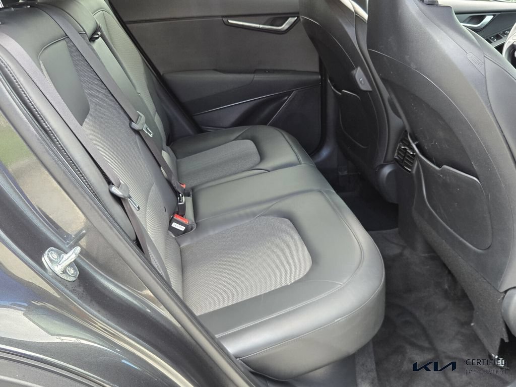 Certified 2024 Kia Niro EX FWD image 17