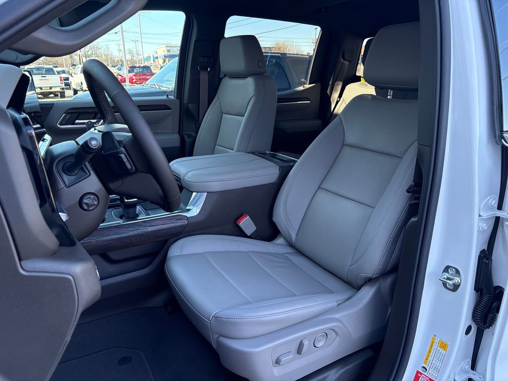 New 2026 GMC Sierra 1500 SLT w/ SLT Premium Plus Package image 16