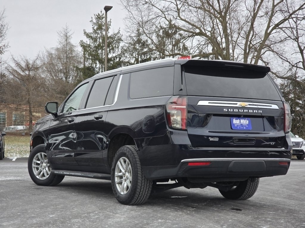 Used 2024 Chevrolet Suburban LT image 12