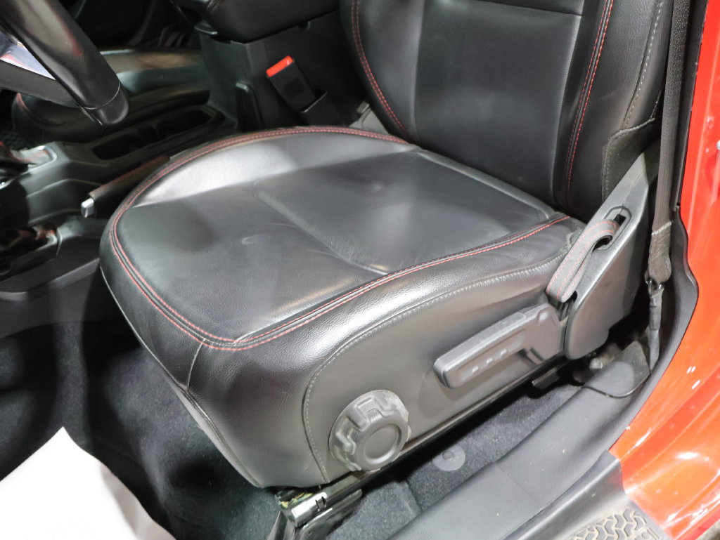 Used 2020 Jeep Wrangler Unlimited Rubicon AWD/4WD image 13