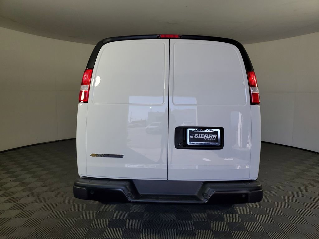 New 2026 Chevrolet Express 2500 w/ Driver Convenience Package image 5