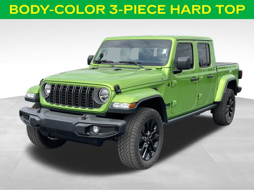Used 2025 Jeep Gladiator Sport image 4