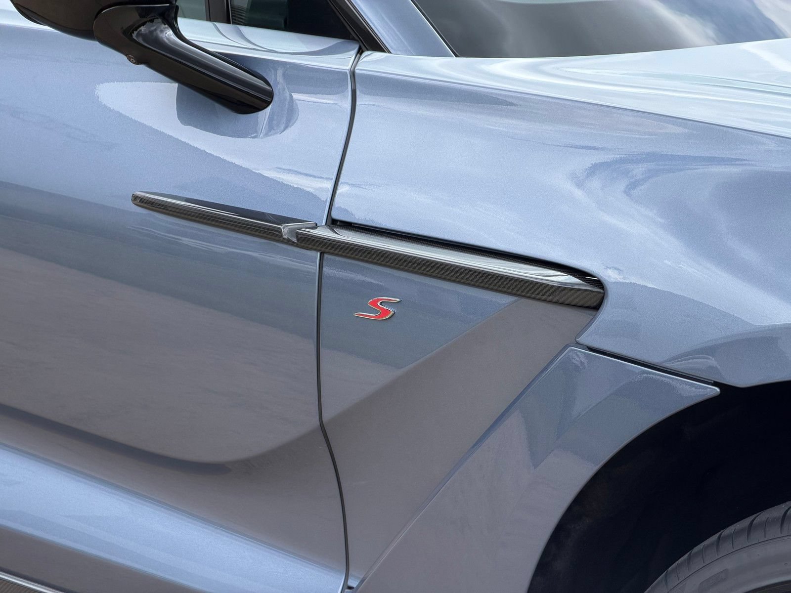 New 2026 Aston Martin DBX S AWD/4WD image 23