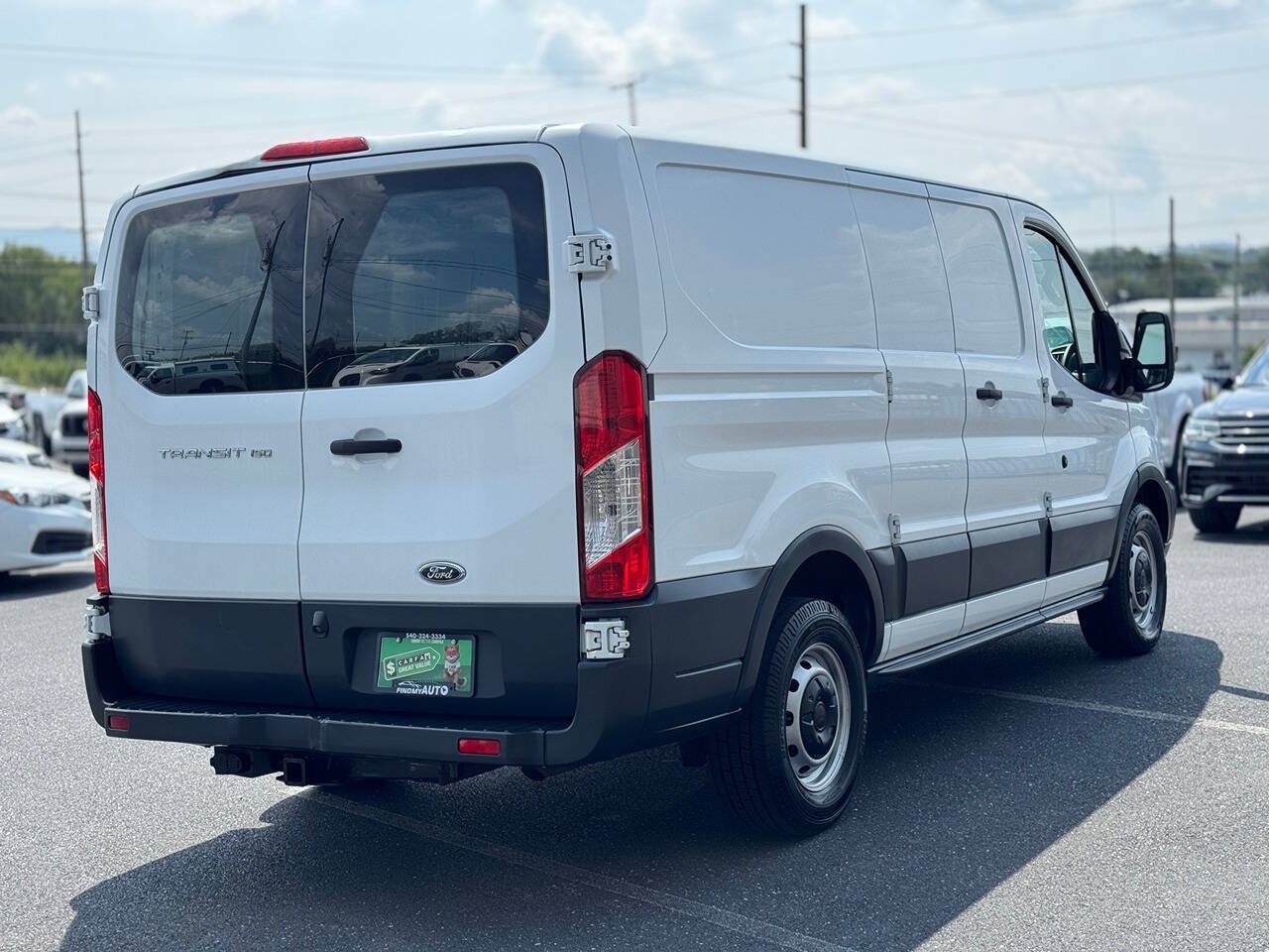 Used 2015 Ford Transit 150 130 Low Roof RWD image 4