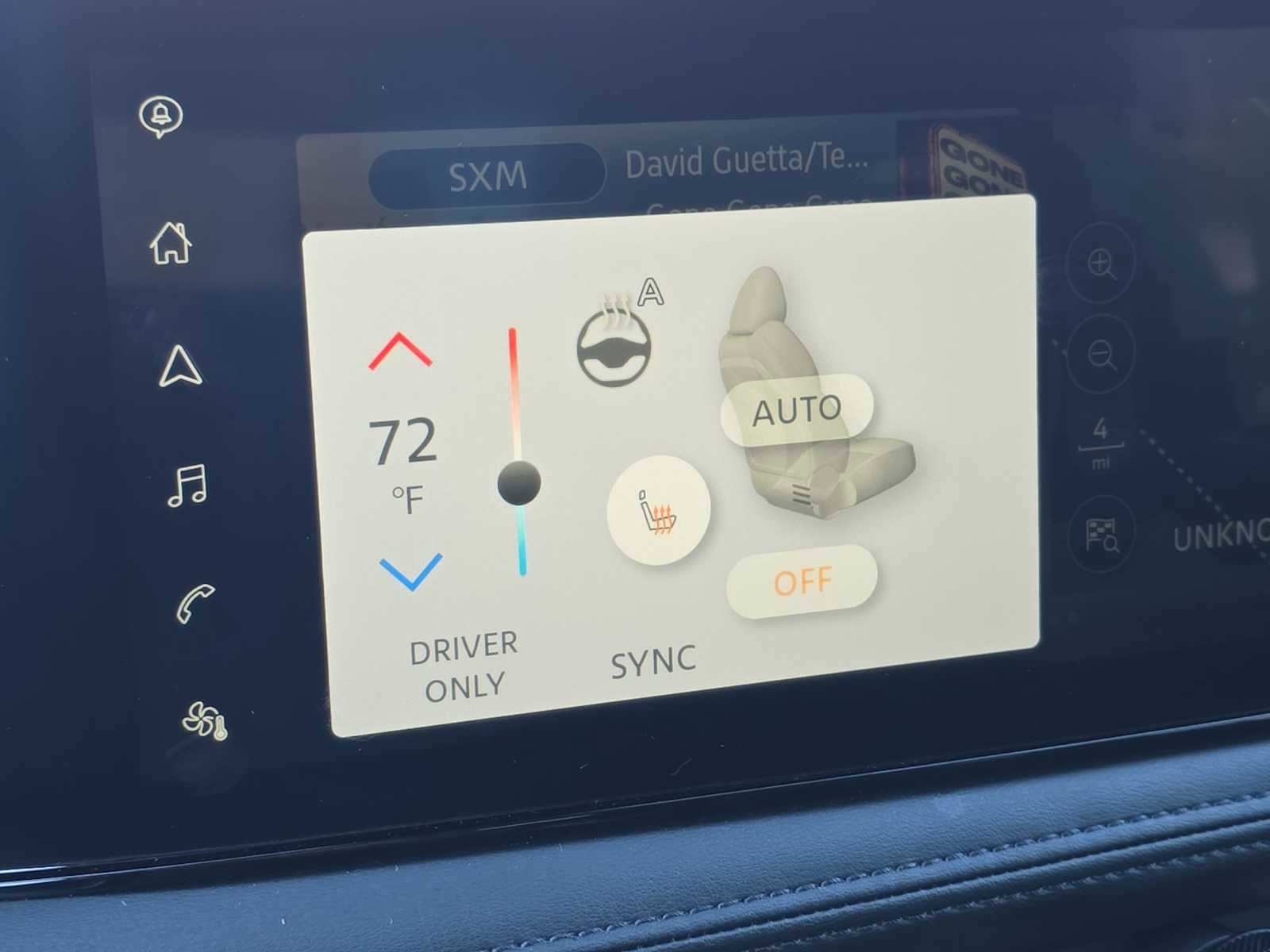 Used 2023 Nissan Ariya AWD image 28