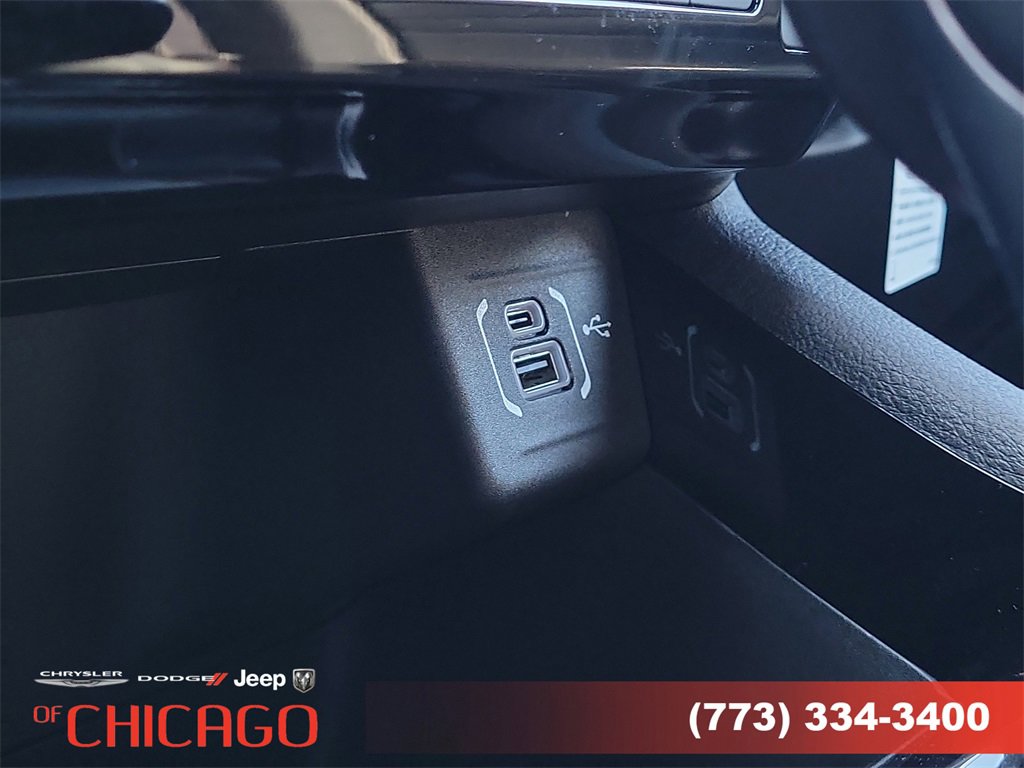 New 2026 Jeep Compass Latitude image 33