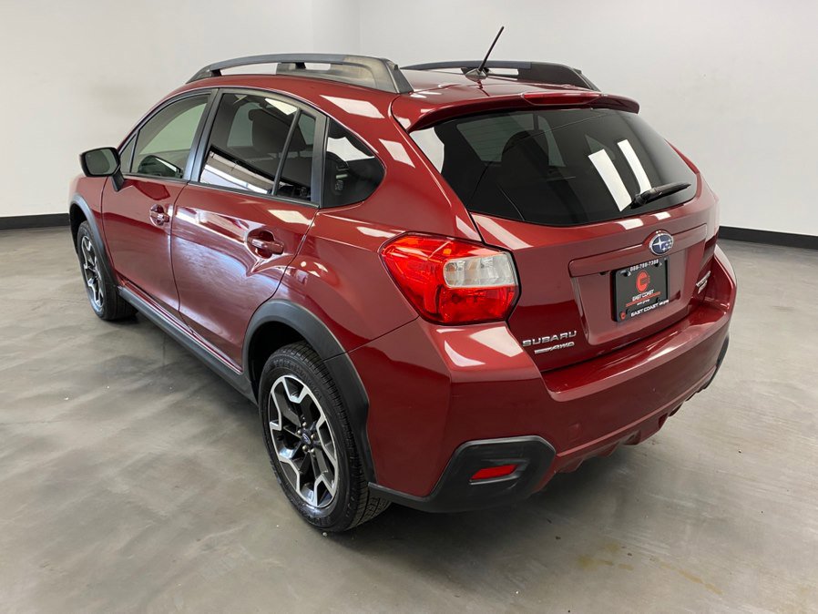 Used 2017 Subaru Crosstrek 2.0i Premium AWD/4WD image 4