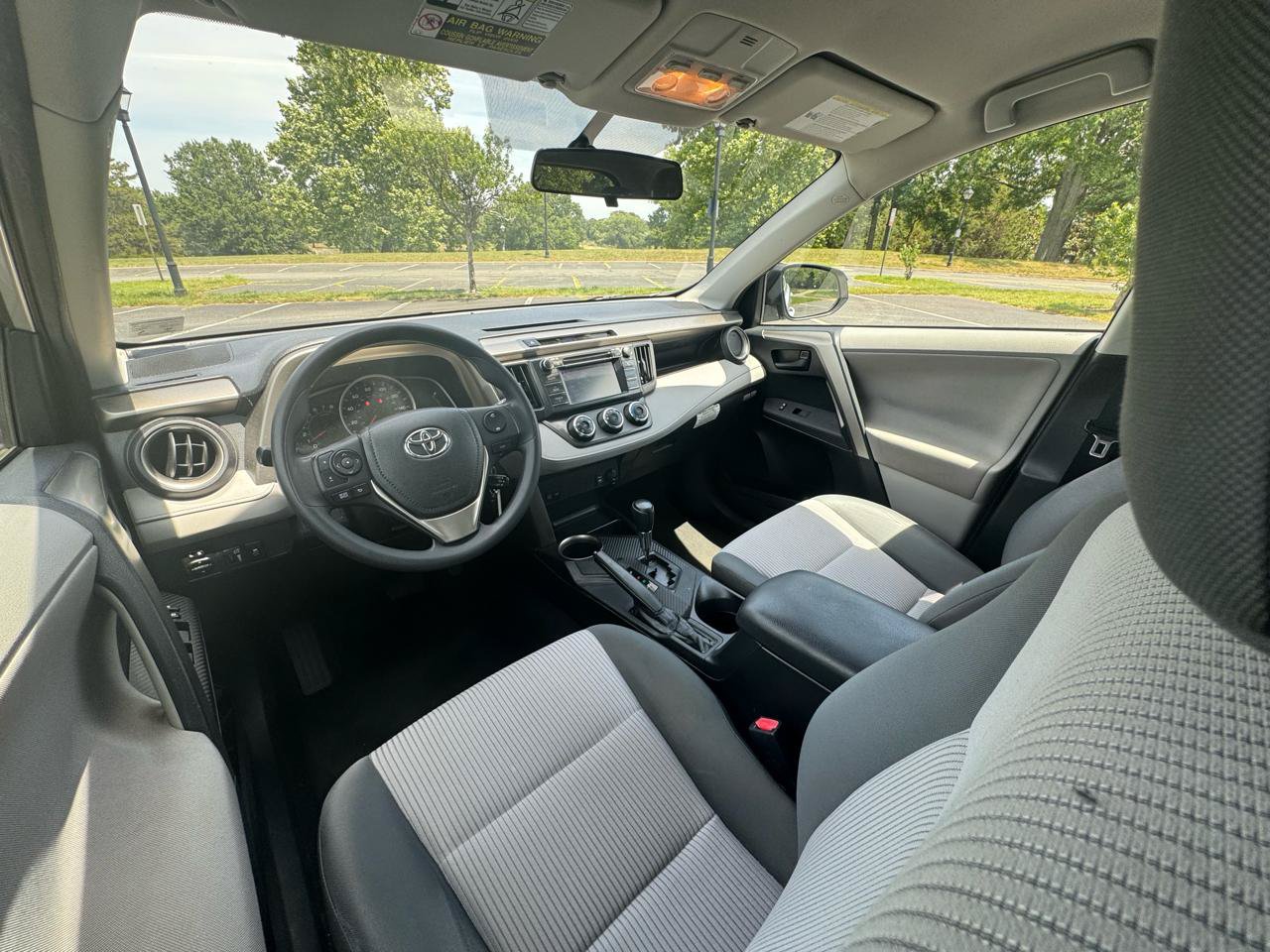 Used 2013 Toyota RAV4 LE AWD/4WD image 29