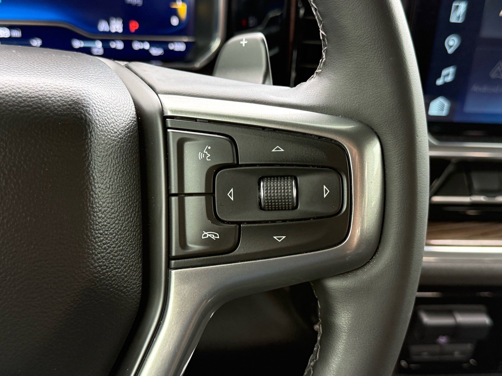 Used 2025 Chevrolet Silverado 1500 RST image 16