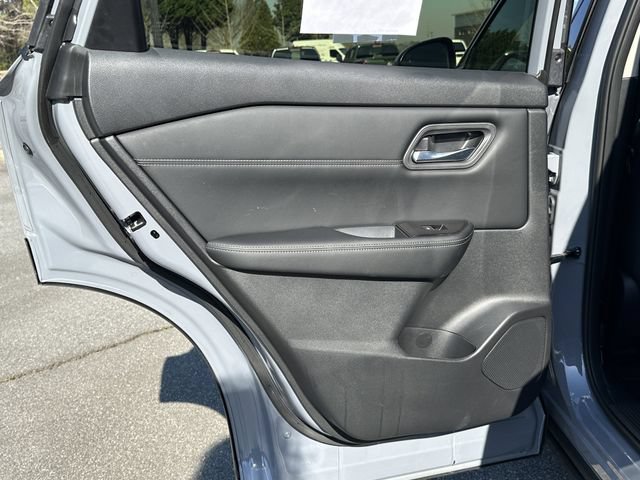 Certified 2025 Nissan Rogue SL AWD/4WD image 24