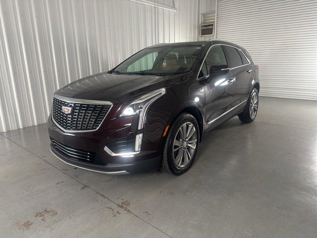 Used 2021 Cadillac XT5 Premium Luxury image 1