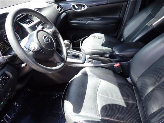 Used 2016 Nissan Sentra SR w/ SR Premium Package FWD image 9