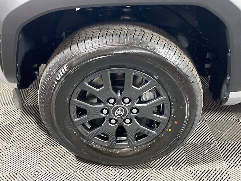 Certified 2025 Toyota 4Runner SR5 image 26