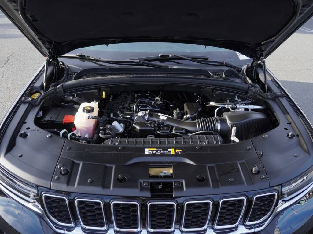 Certified 2024 Jeep Grand Cherokee Limited image 26