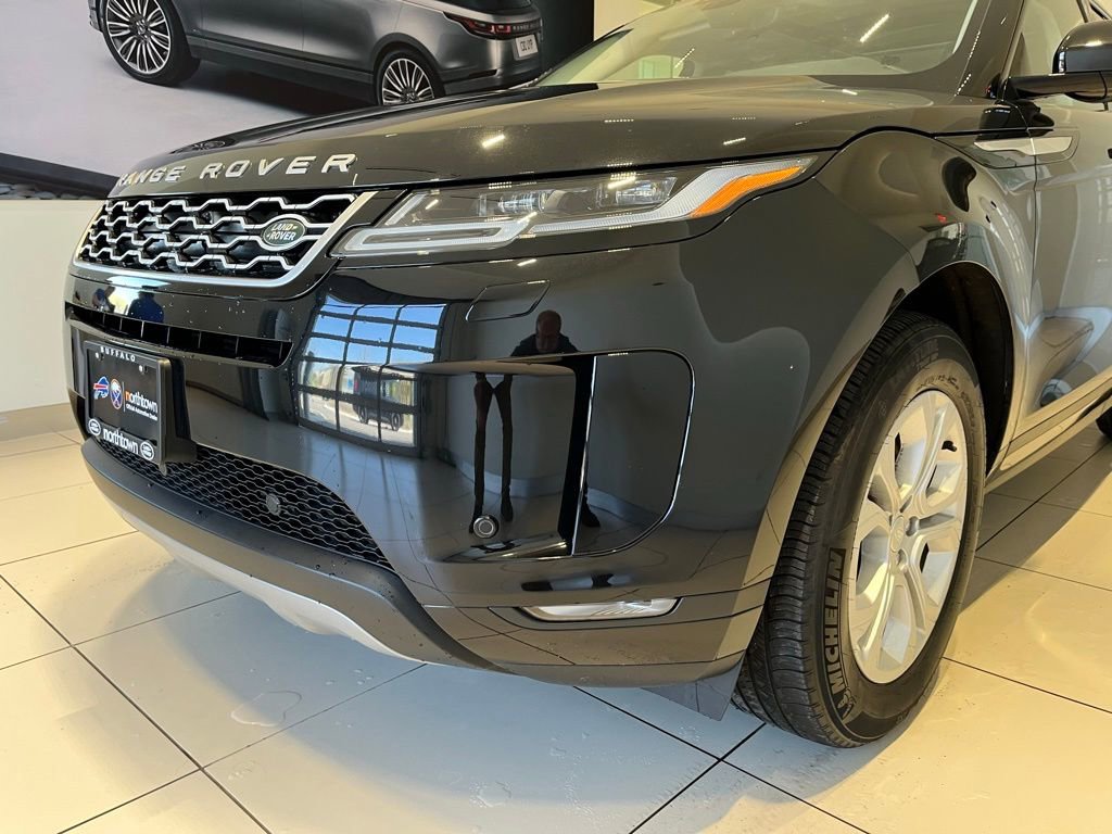 Used 2023 Land Rover Range Rover Evoque S image 14