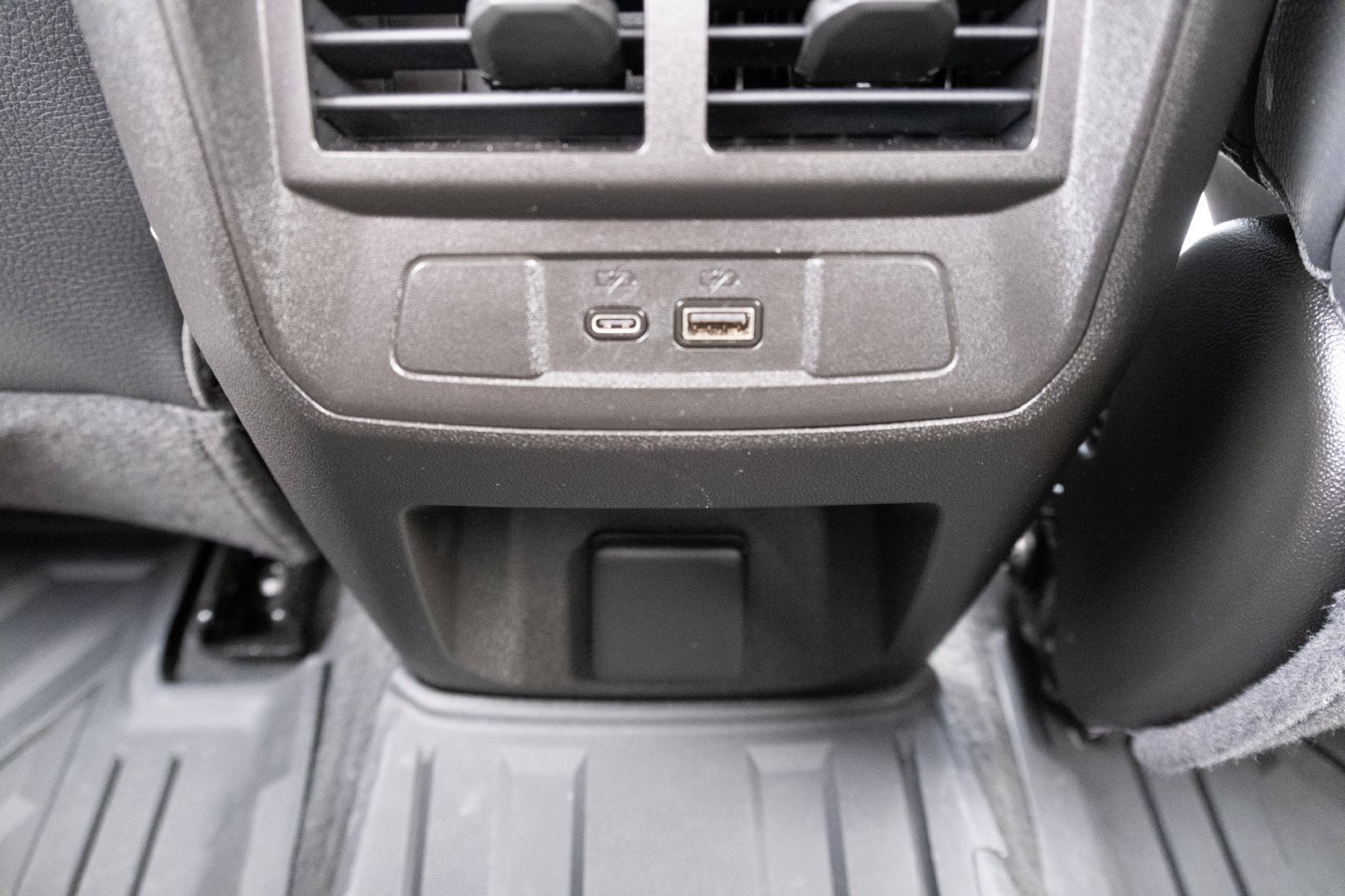 Used 2024 GMC Canyon Denali w/ LPO, Denali Black Edition AWD/4WD image 19