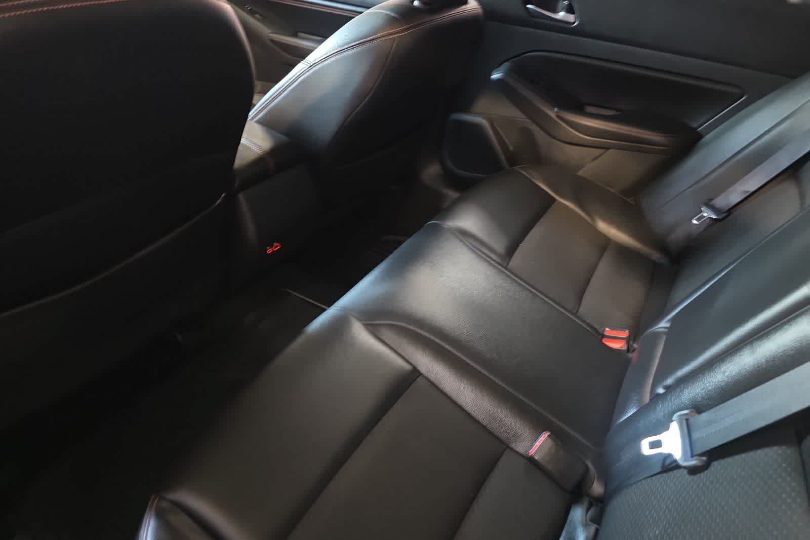 Used 2021 Nissan Altima 2.5 SR FWD image 5