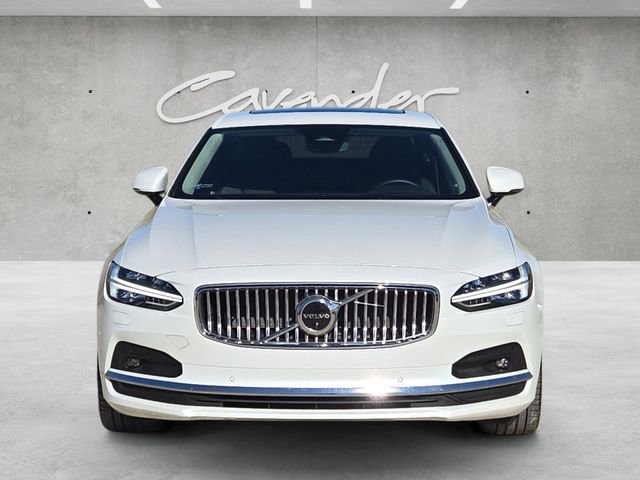 Used 2022 Volvo S90 B6 Inscription w/ Advanced Package image 18