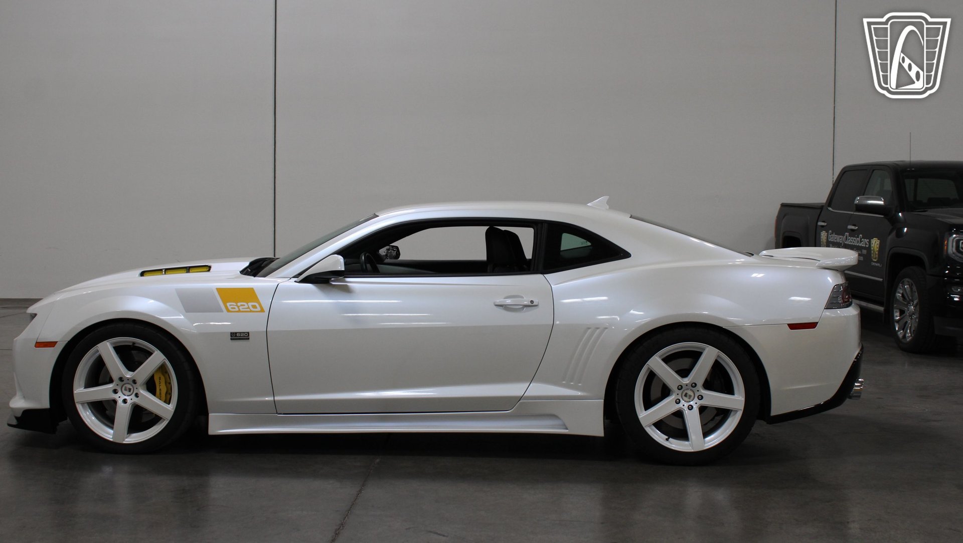Used 2014 Chevrolet Camaro SS w/ RS Package RWD image 11