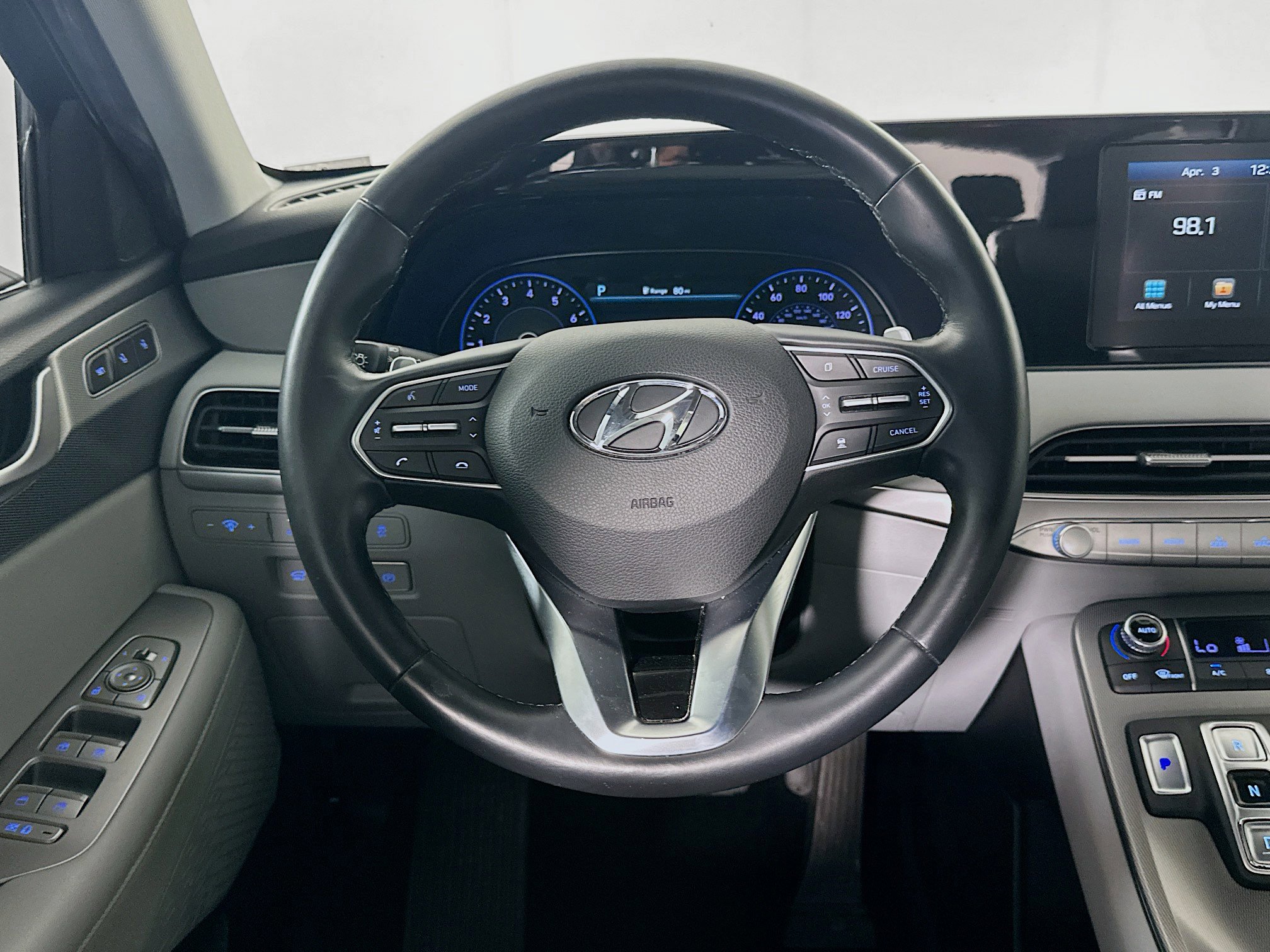 Used 2020 Hyundai Palisade SEL w/ Premium Package image 18