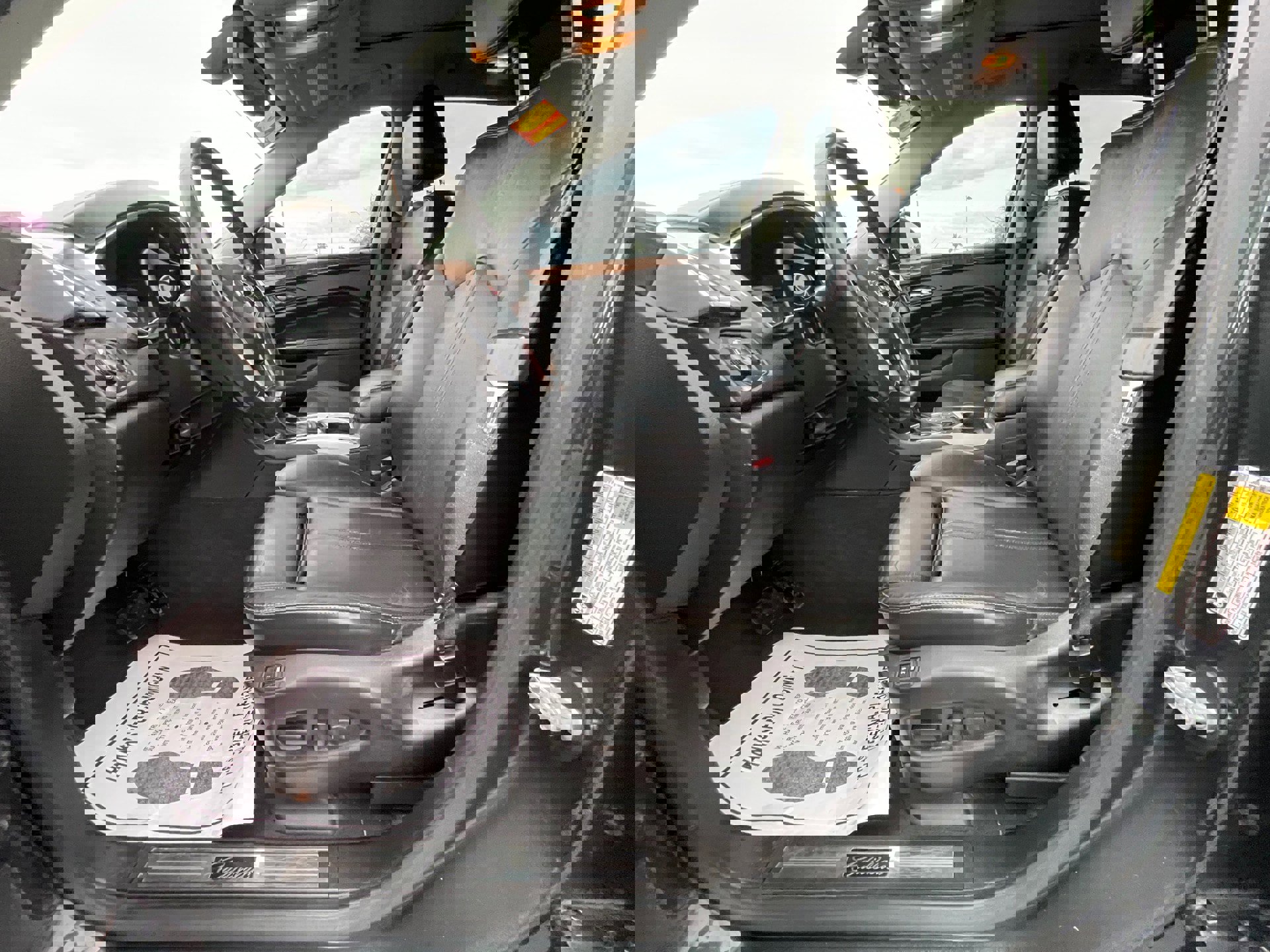 Used 2016 Cadillac SRX Luxury image 12