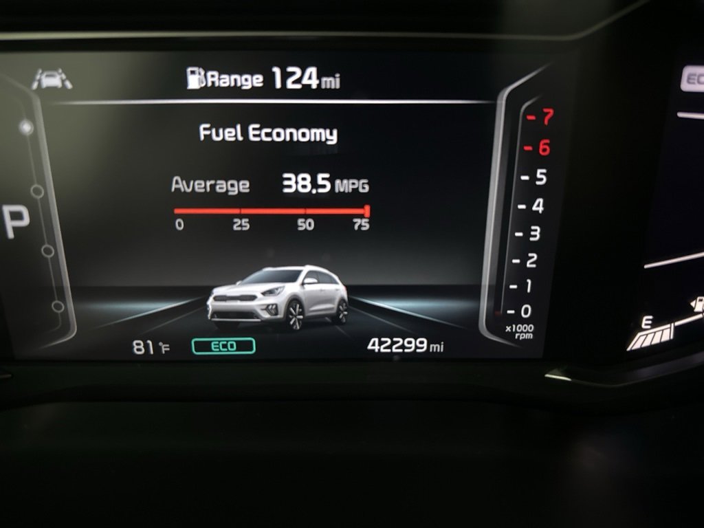 Used 2021 Kia Niro Touring image 15