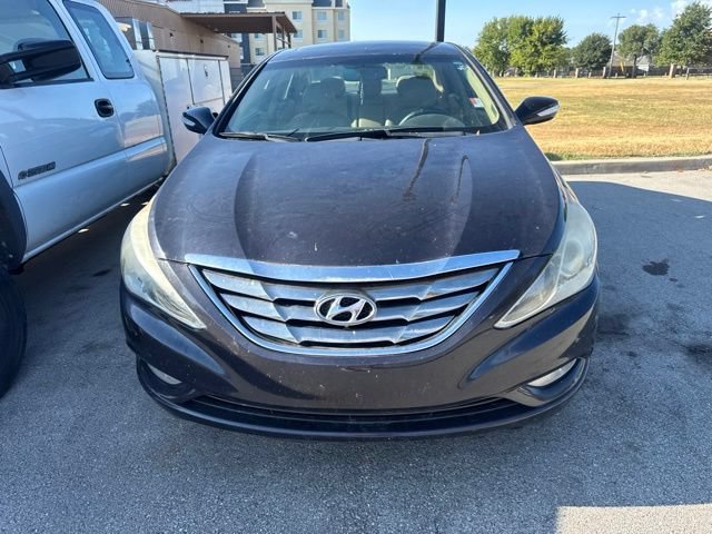 Used 2011 Hyundai Sonata Limited w/ Navigation Pkg 5 FWD image 2