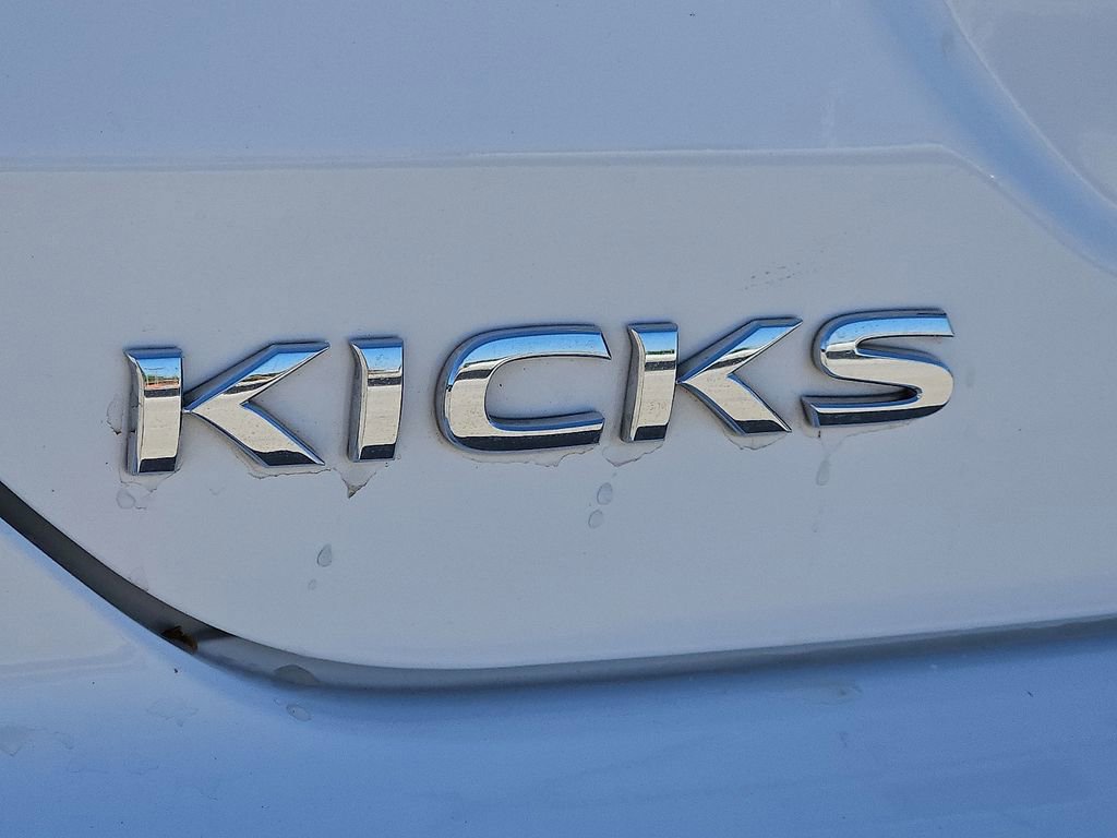 Used 2024 Nissan Kicks S FWD image 10