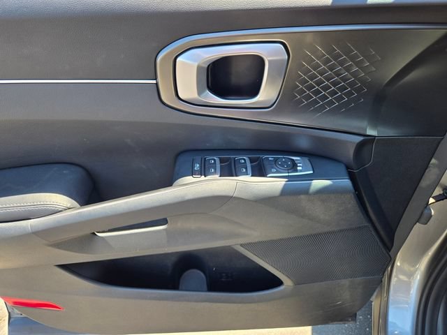 Used 2021 Kia Sorento EX FWD image 19