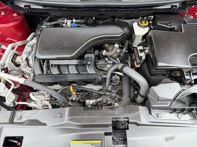 Used 2021 Nissan Rogue Sport S image 19