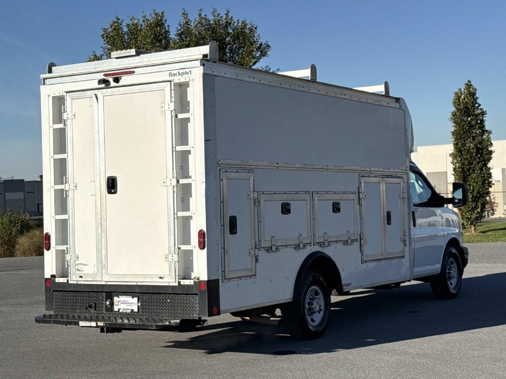 Used 2022 Chevrolet Express 3500 w/ Power Convenience Package RWD image 22
